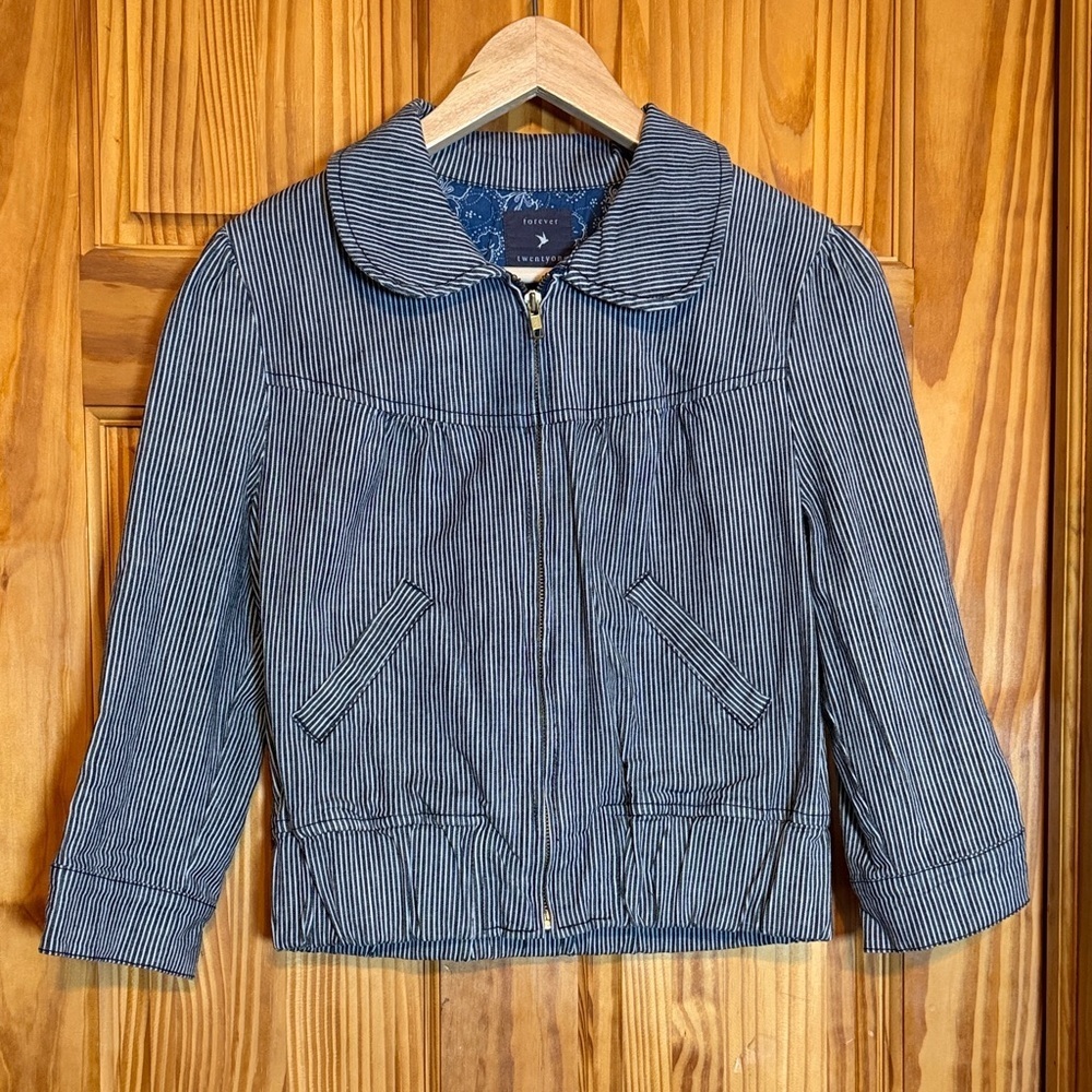 Forever 21 Juniors Blue and White Pinstripe Jacket with 3/4 sleeves